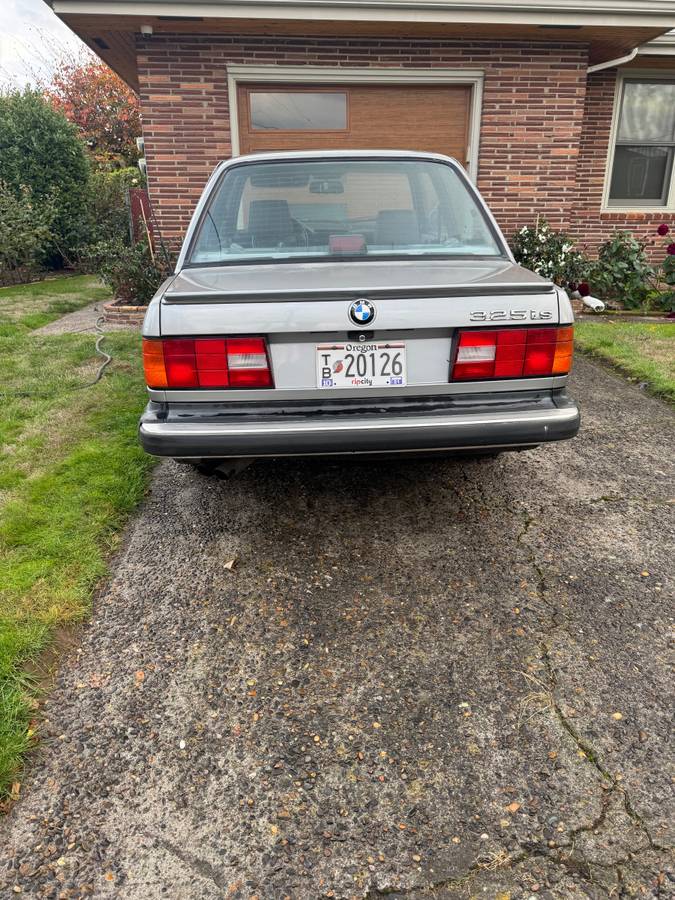 Bmw-325is-1988-grey-11