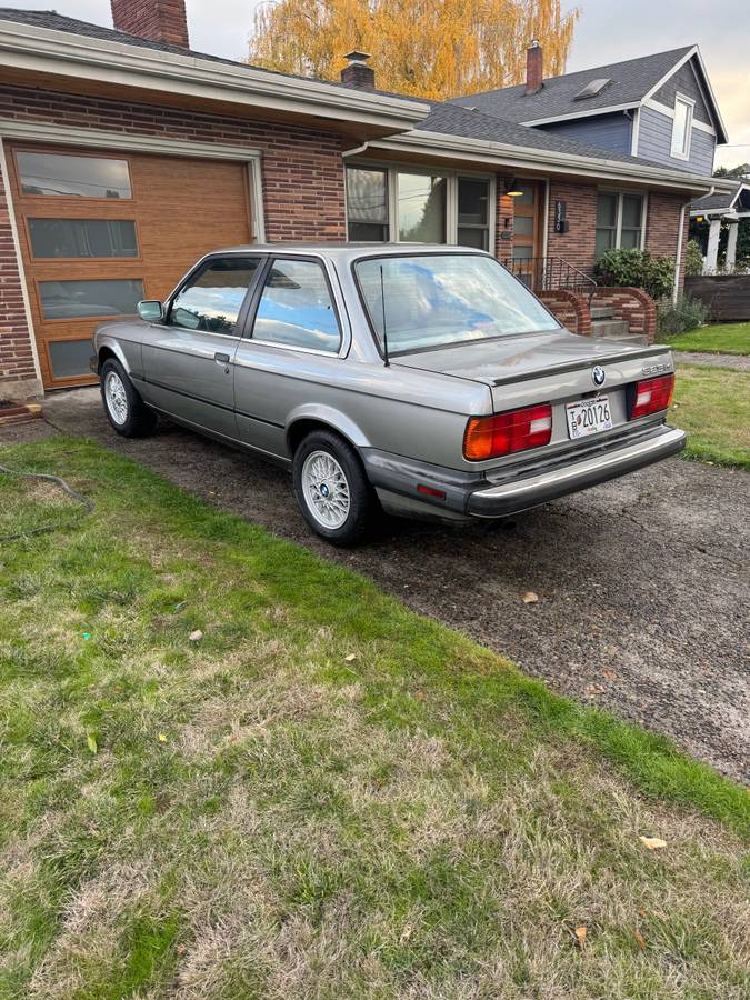 Bmw-325is-1988-grey