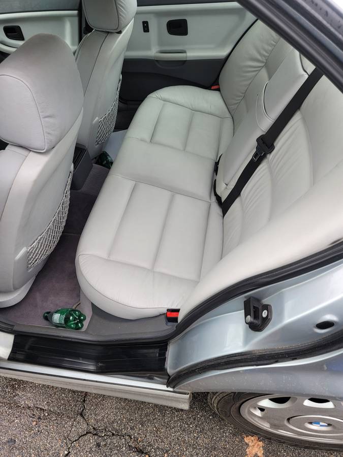 Bmw-328i-1996-silver-14