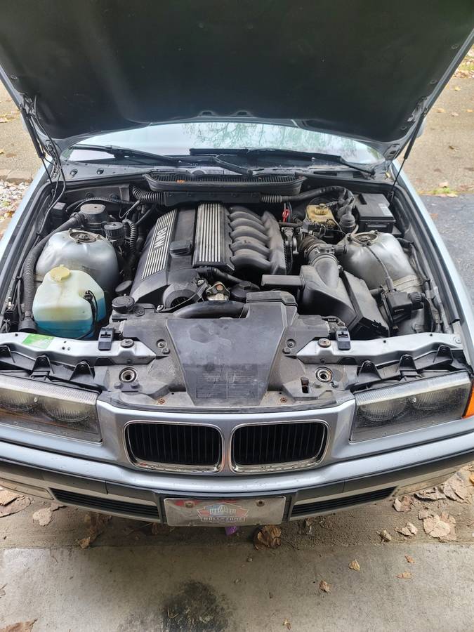 Bmw-328i-1996-silver-18