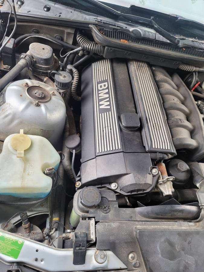 Bmw-328i-1996-silver-19