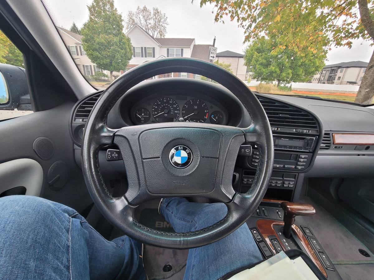 Bmw-328i-1996-silver-9