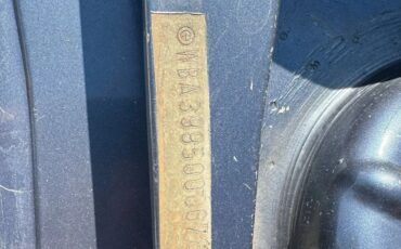 Bmw-5-series-1980-Arctic-Blue-Tan-16