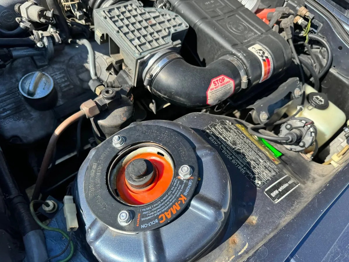 Bmw-5-series-1980-Arctic-Blue-Tan-7