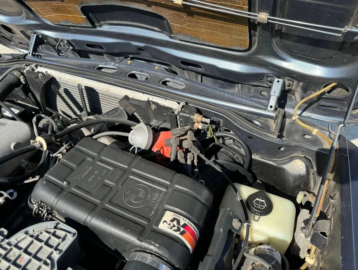 Bmw-5-series-1980-Arctic-Blue-Tan-8