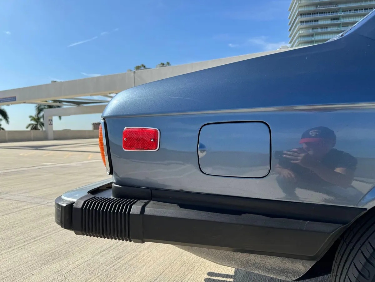 Bmw-5-series-1980-Arctic-Blue-Tan-9