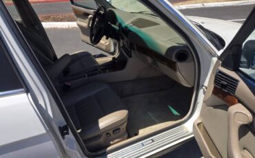 Bmw-5-series-1994-white-8