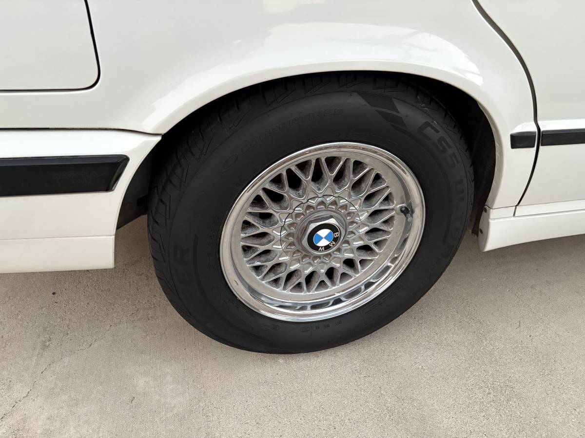 Bmw-530i-1995-white-18