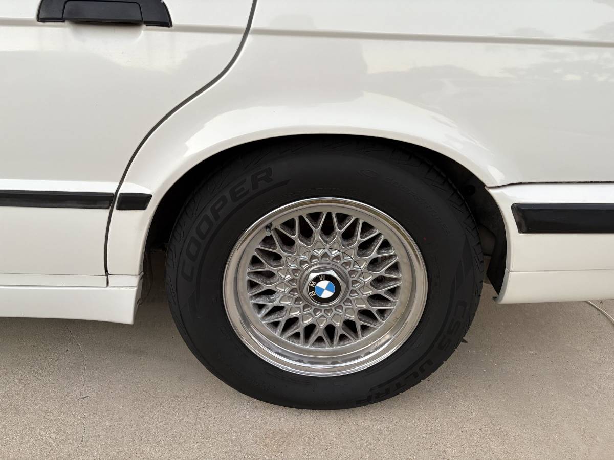 Bmw-530i-1995-white-19