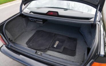 Bmw-540i-1995-black-12
