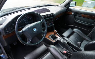 Bmw-540i-1995-black-14