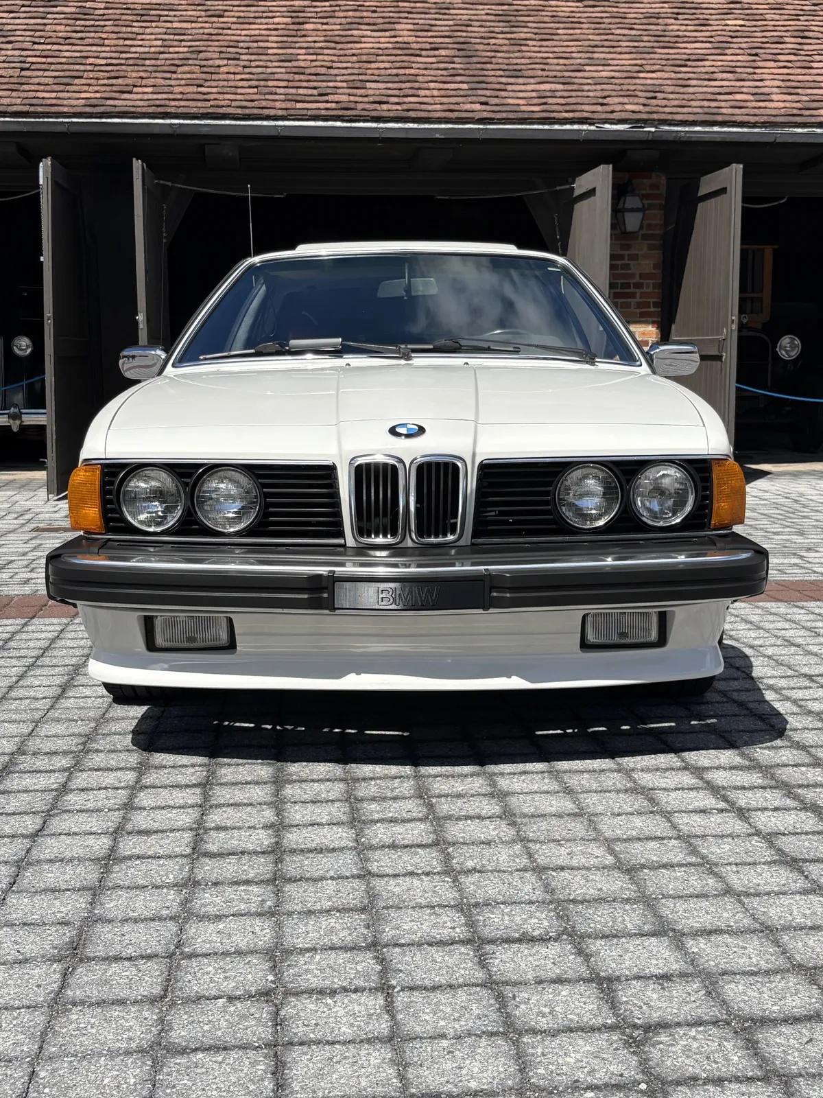 Bmw-6-series-1986-Alpine-White-Cardinal-Red-3