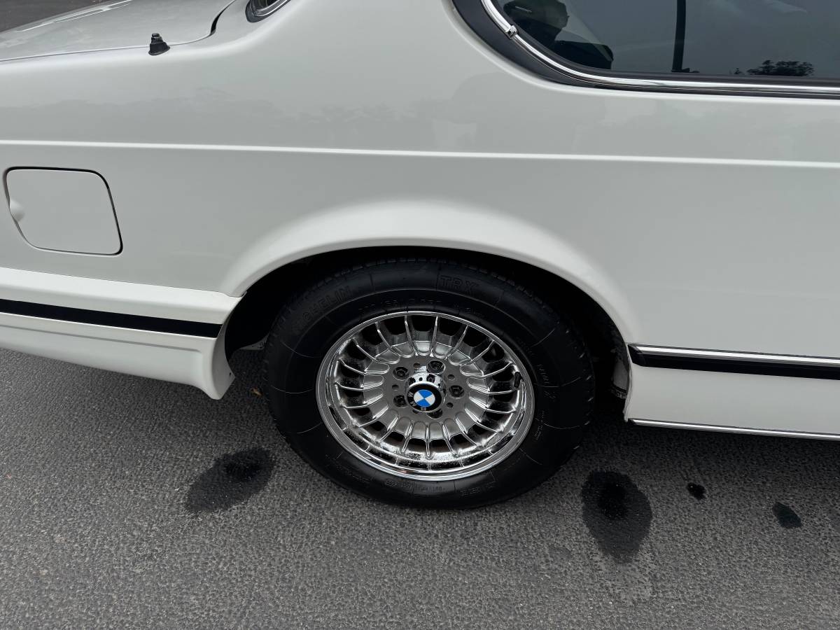 Bmw-635-csi-1988-white-11