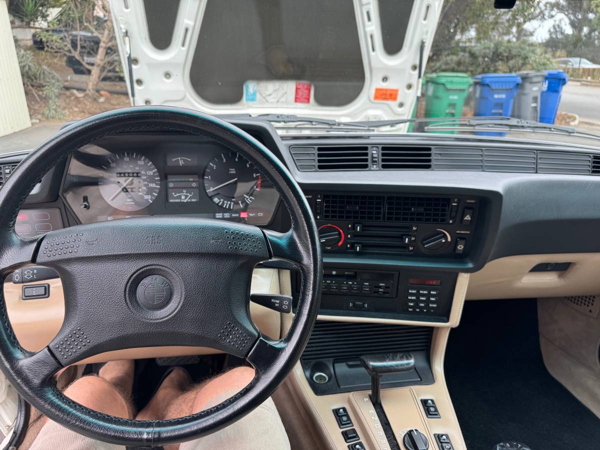 Bmw-635-csi-1988-white-12