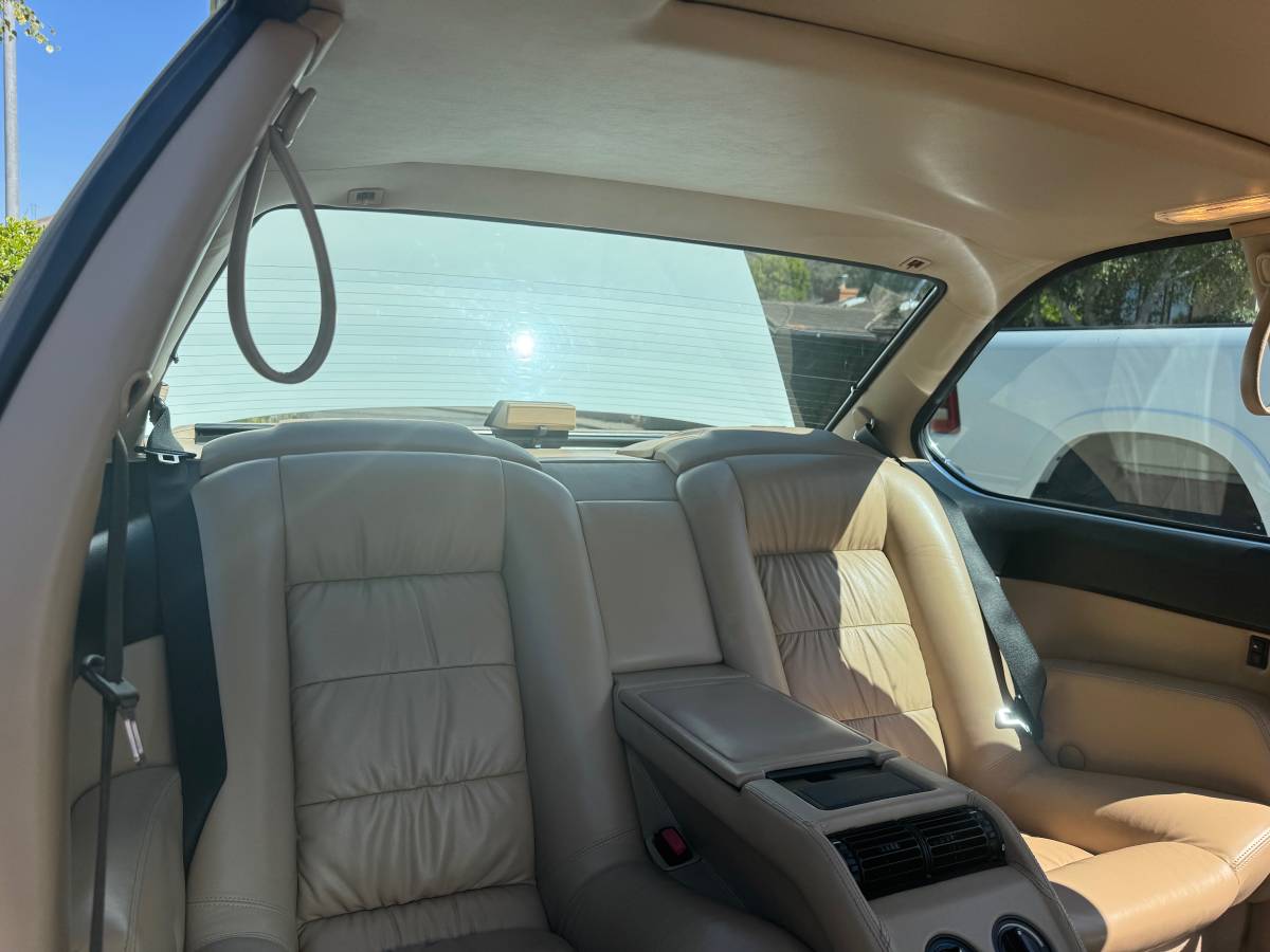Bmw-635-csi-1988-white-16
