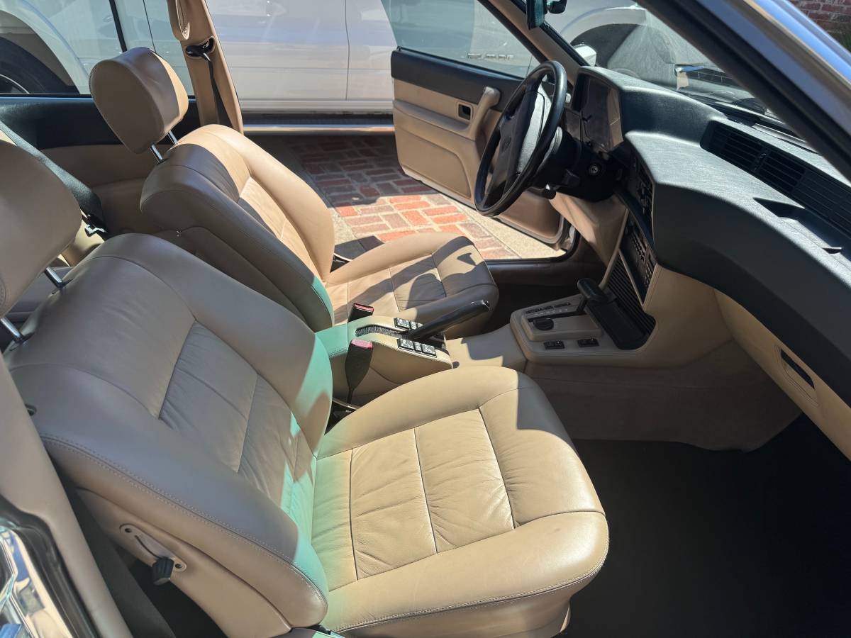 Bmw-635-csi-1988-white-32