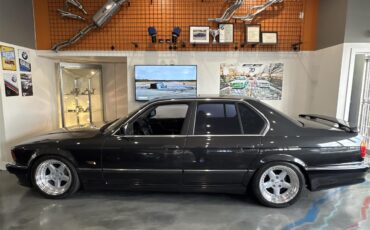 Bmw-7-series-1989-gray-black