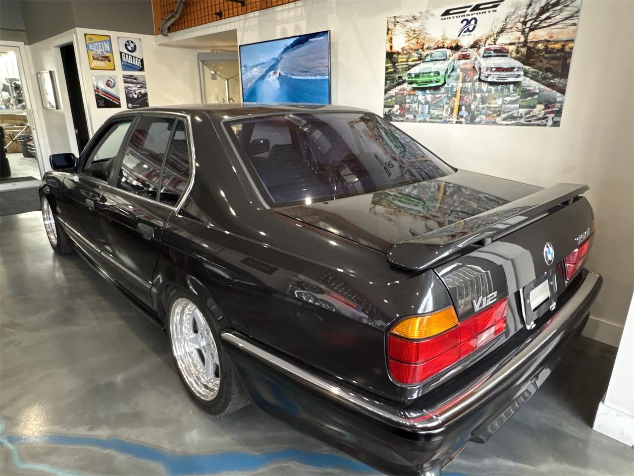 Bmw-7-series-1989-gray-black-4