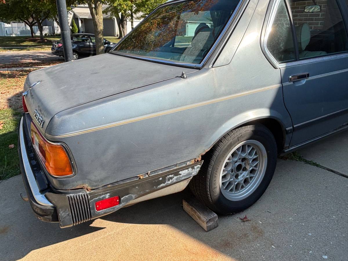 Bmw-733i-1984-8