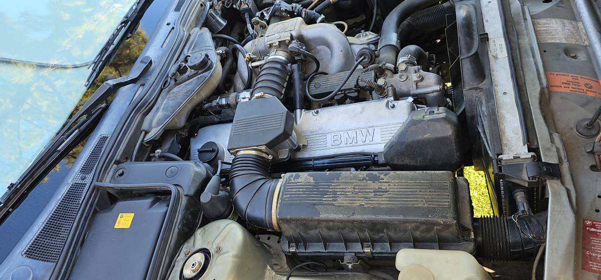 Bmw-735i-1988-silver-3