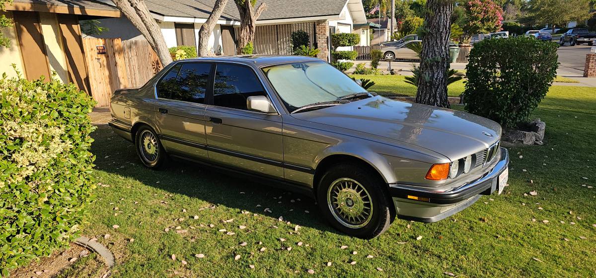 Bmw-735i-1988-silver-4