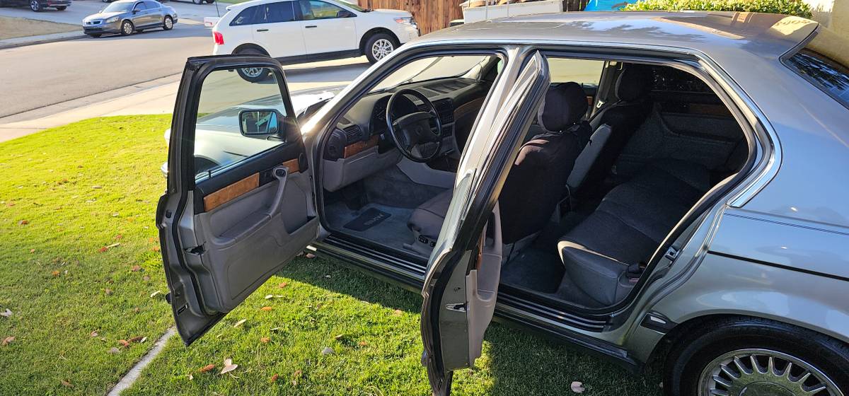 Bmw-735i-1988-silver-7