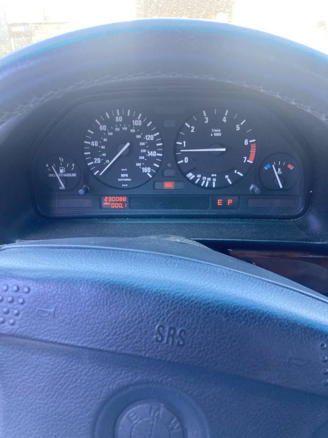 Bmw-735i-1989-black-1