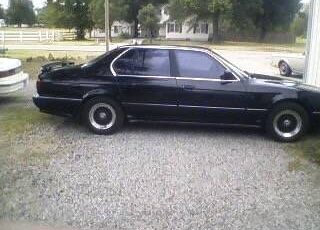 Bmw-735i-1989-black-3
