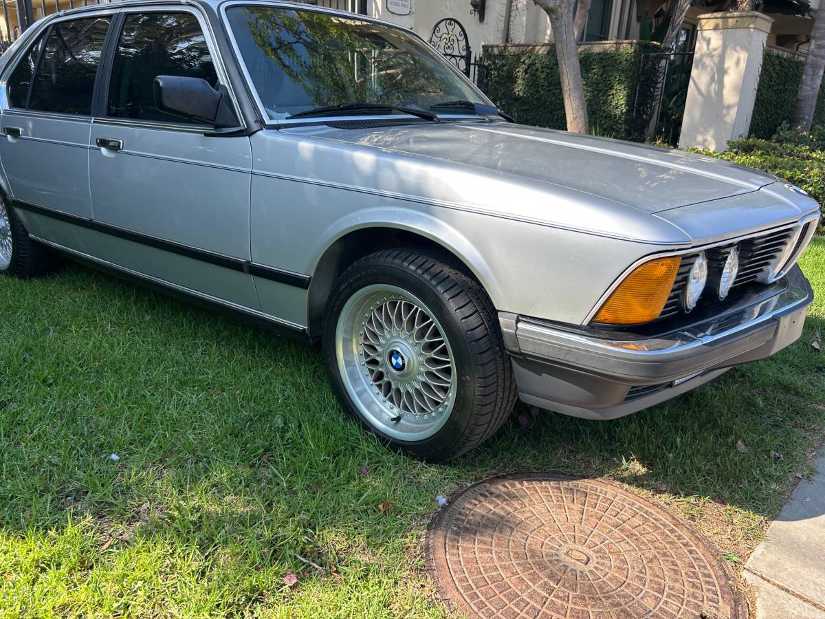 Bmw-735i-l7-1986-13