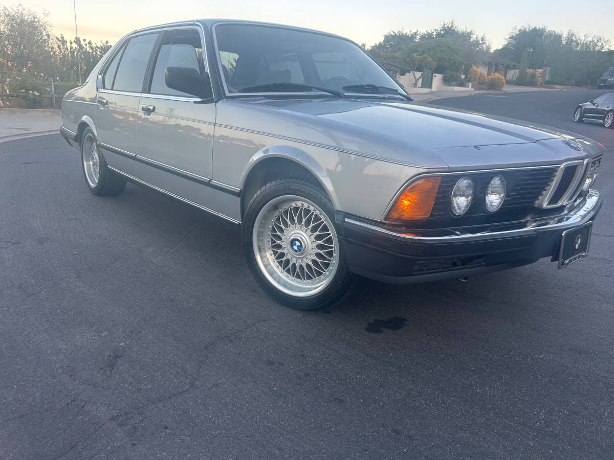 Bmw-735i-l7-1986-6