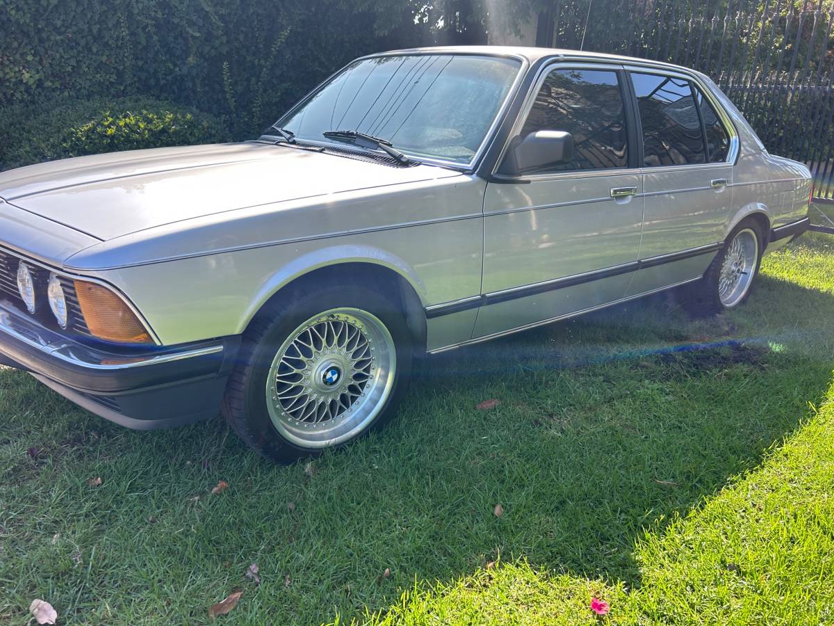 Bmw-735i-l7-1986-7