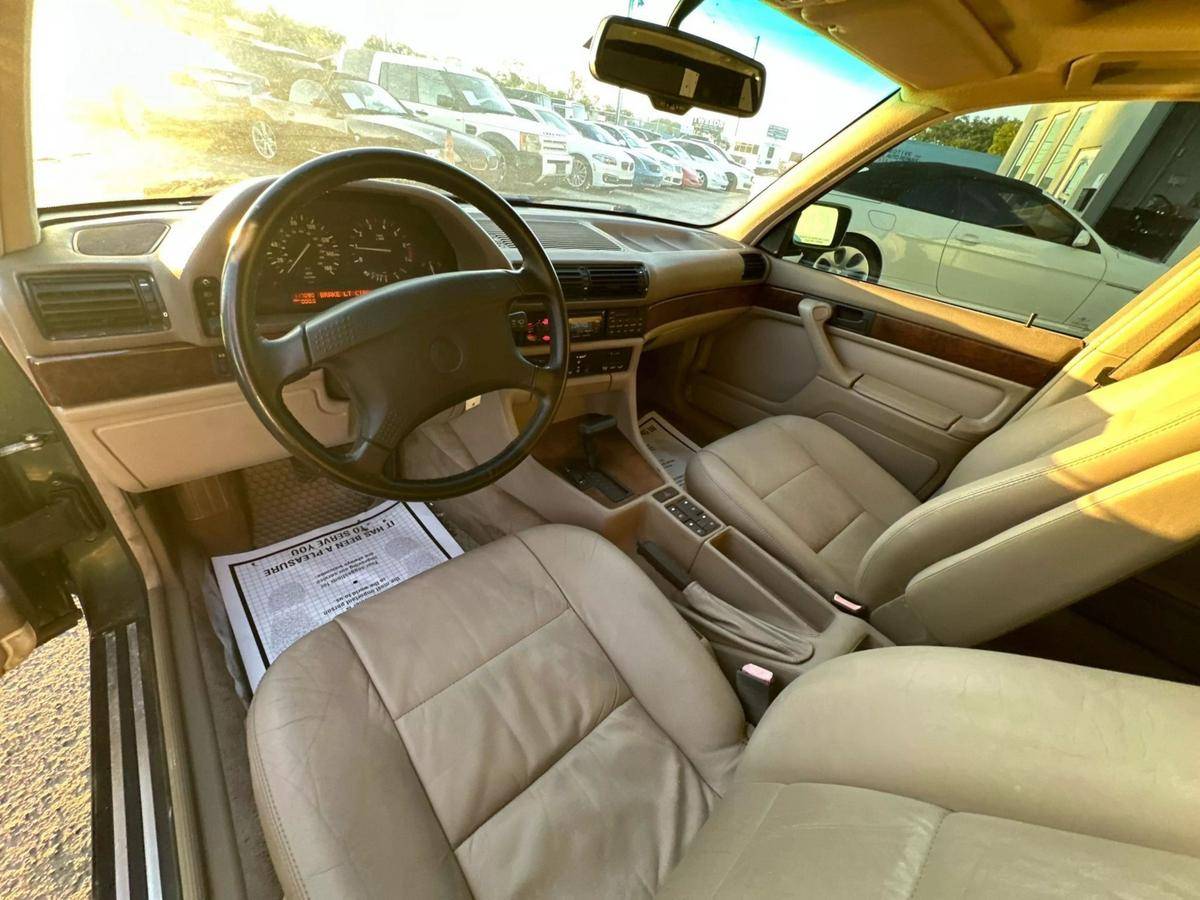 Bmw-735il-1991-green-47