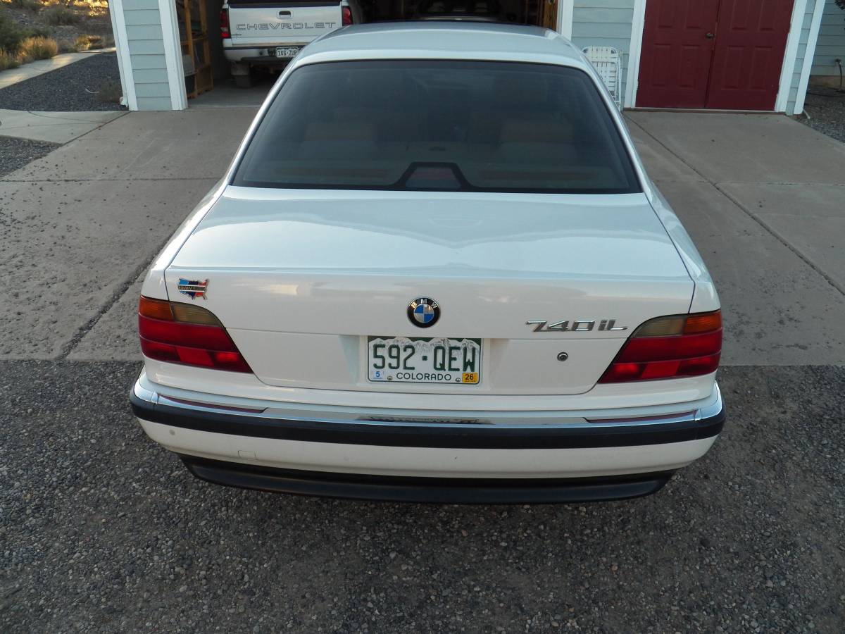 Bmw-740il-1998-white-12