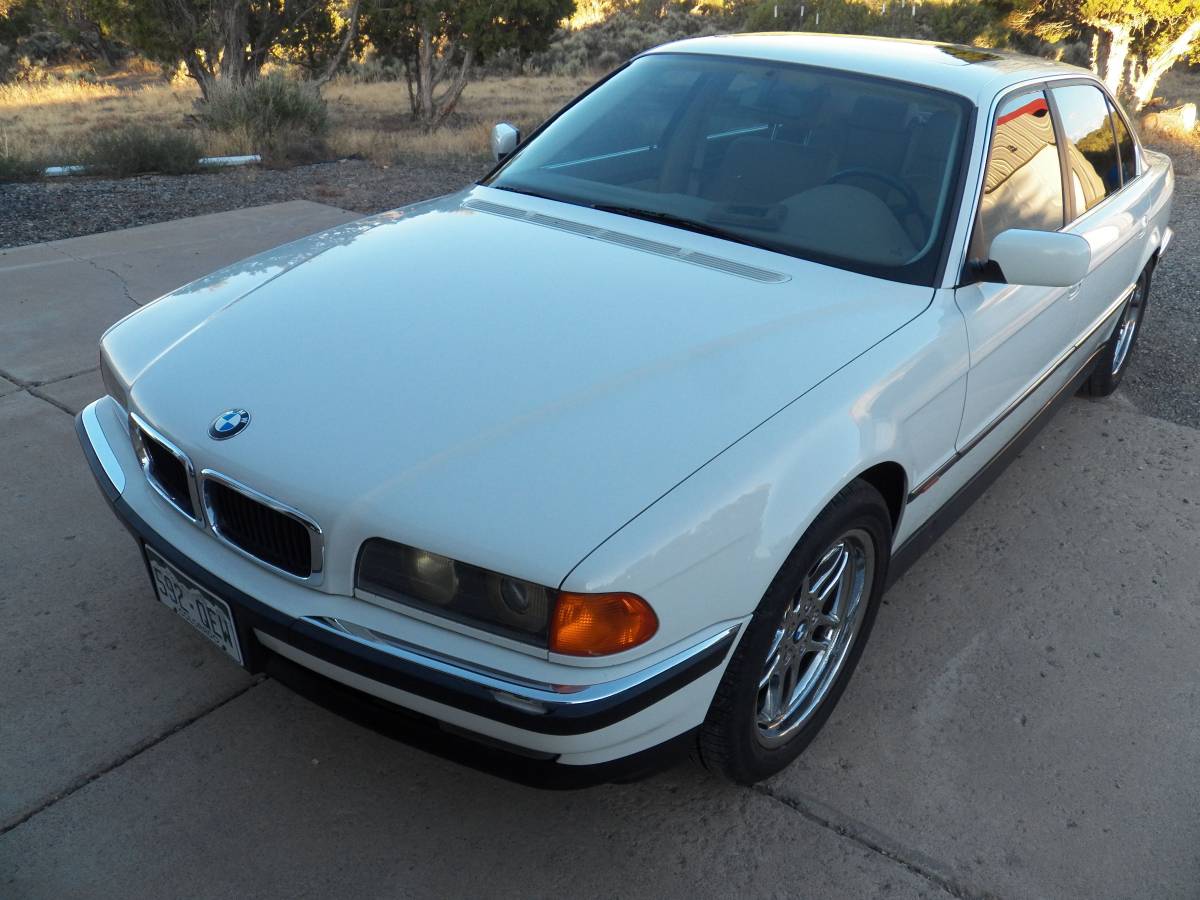 Bmw-740il-1998-white-2
