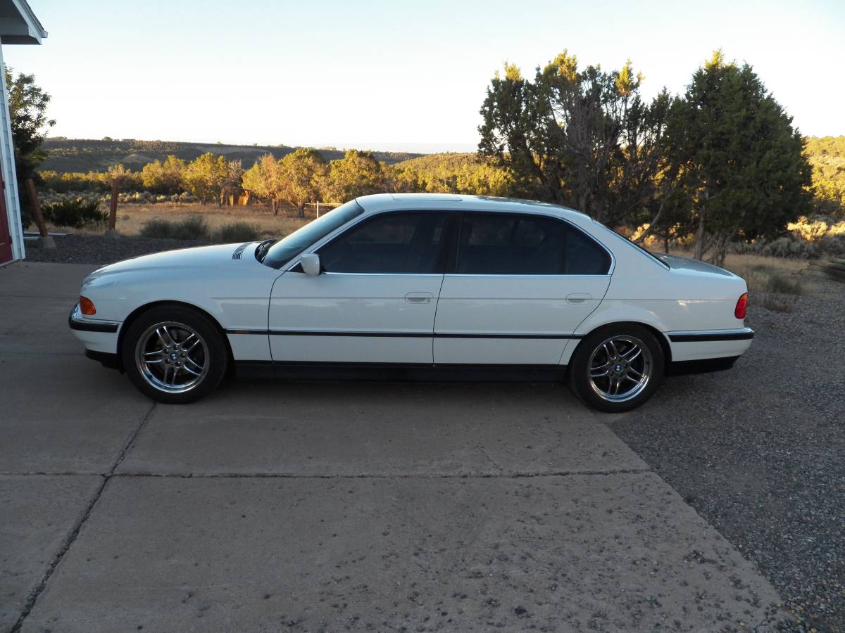 Bmw-740il-1998-white-9