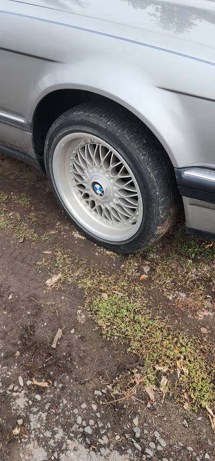 Bmw-7series-1988-silver-2