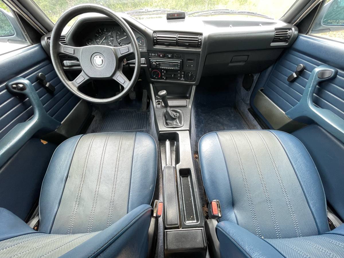 Bmw-e30-318i-manual-1984-grey-37