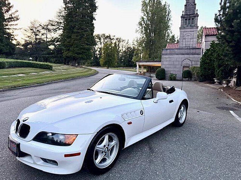 Bmw-z3-1996-white-27