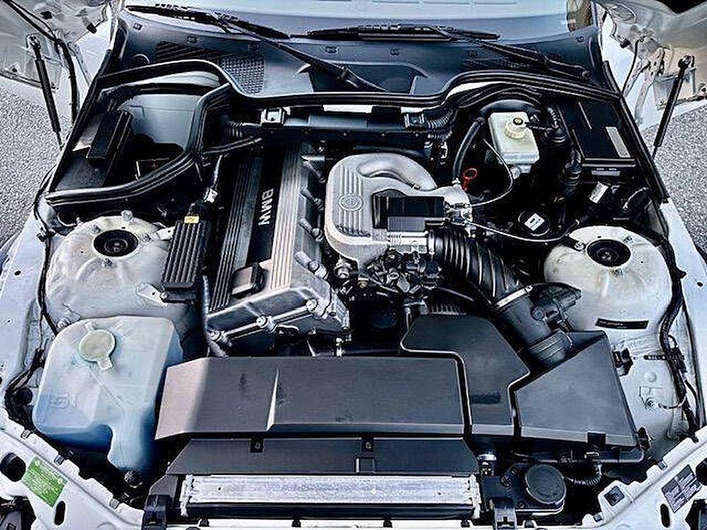 Bmw-z3-1996-white-83