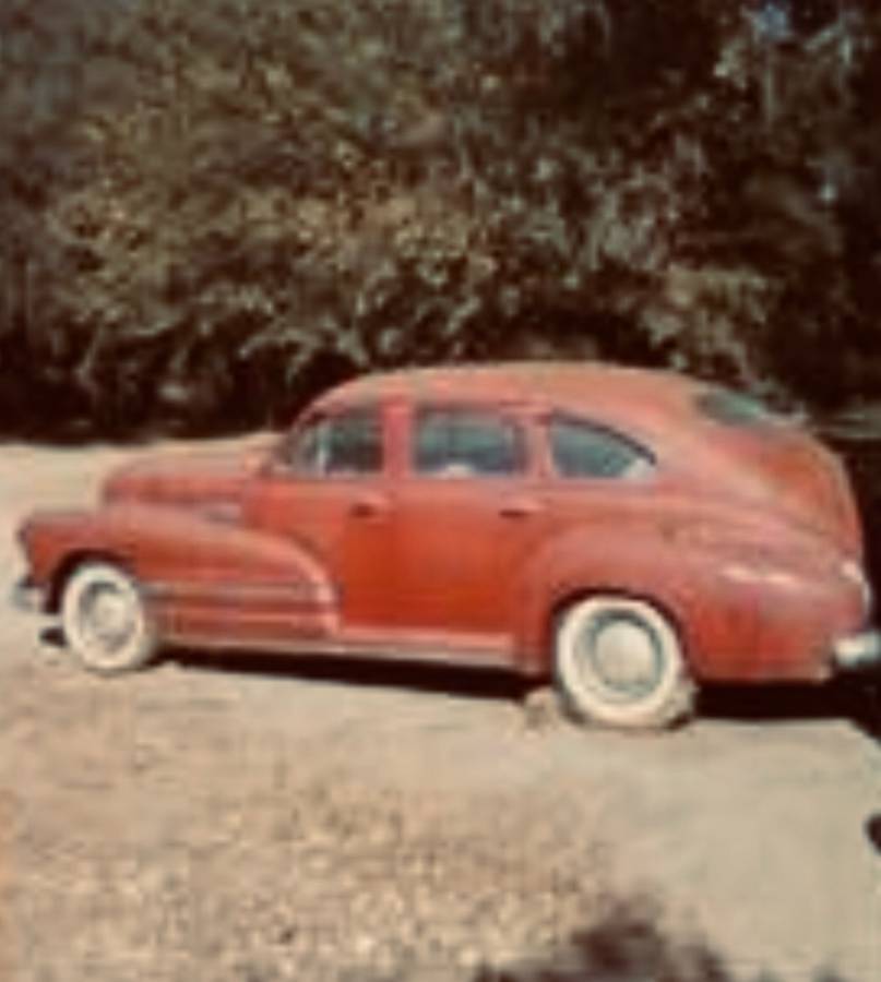 Buick-1947-red-2