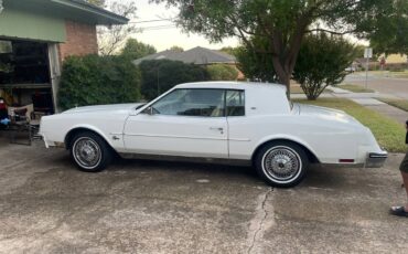 Buick-1985-white-1