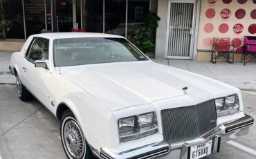 Buick-1985-white-4