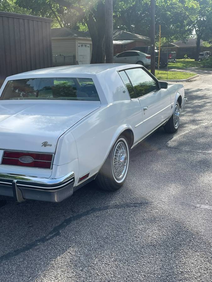 Buick-1985-white-6