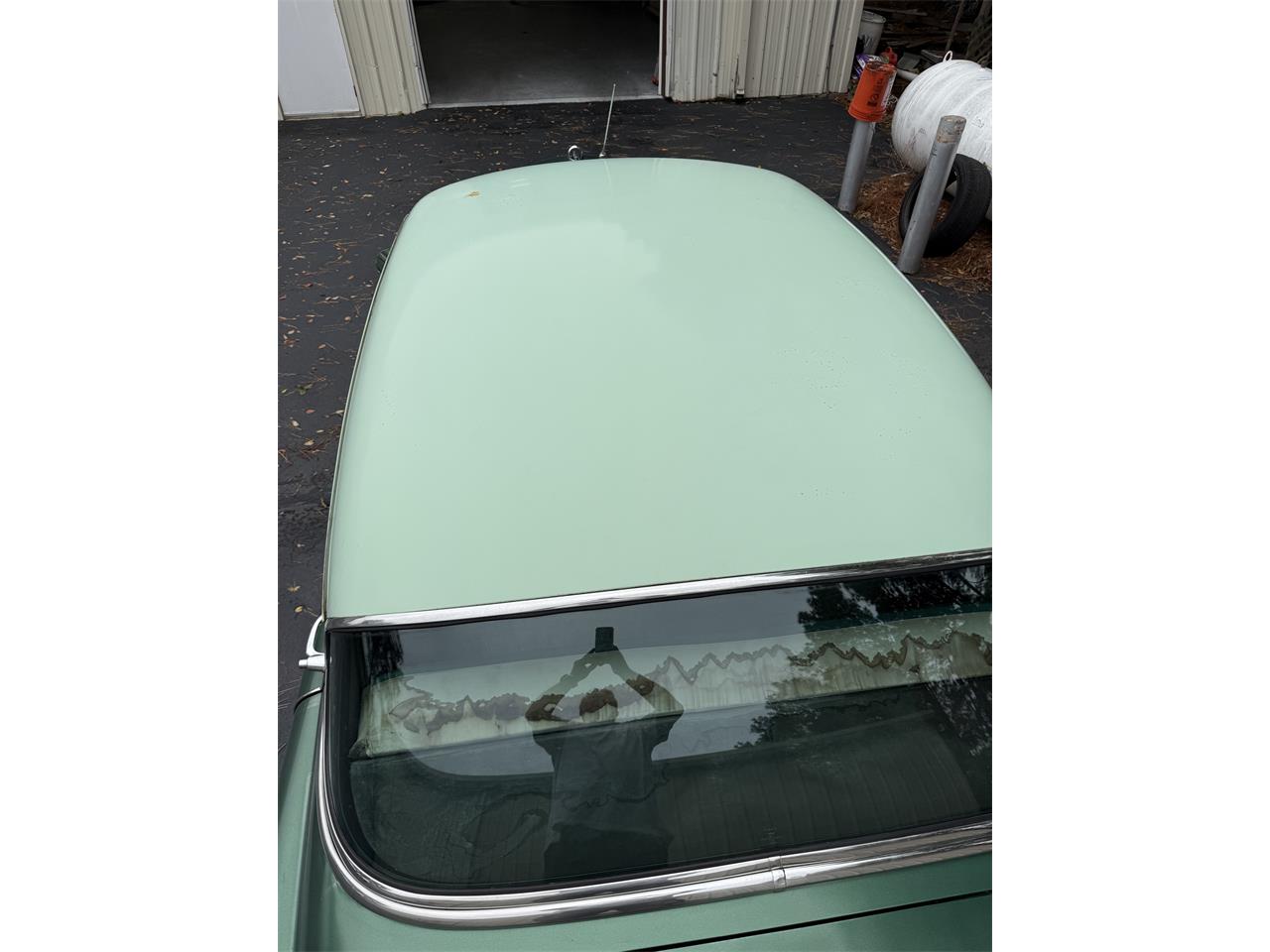 Buick-4-dr-sedan-1953-Green-Green-1