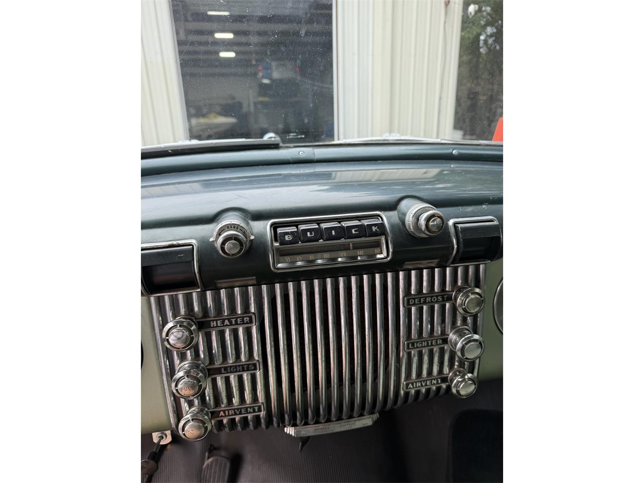 Buick-4-dr-sedan-1953-Green-Green-15