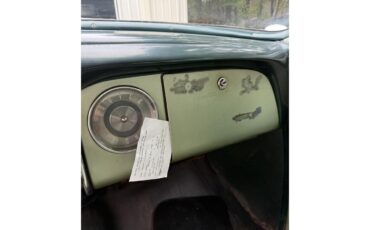 Buick-4-dr-sedan-1953-Green-Green-16