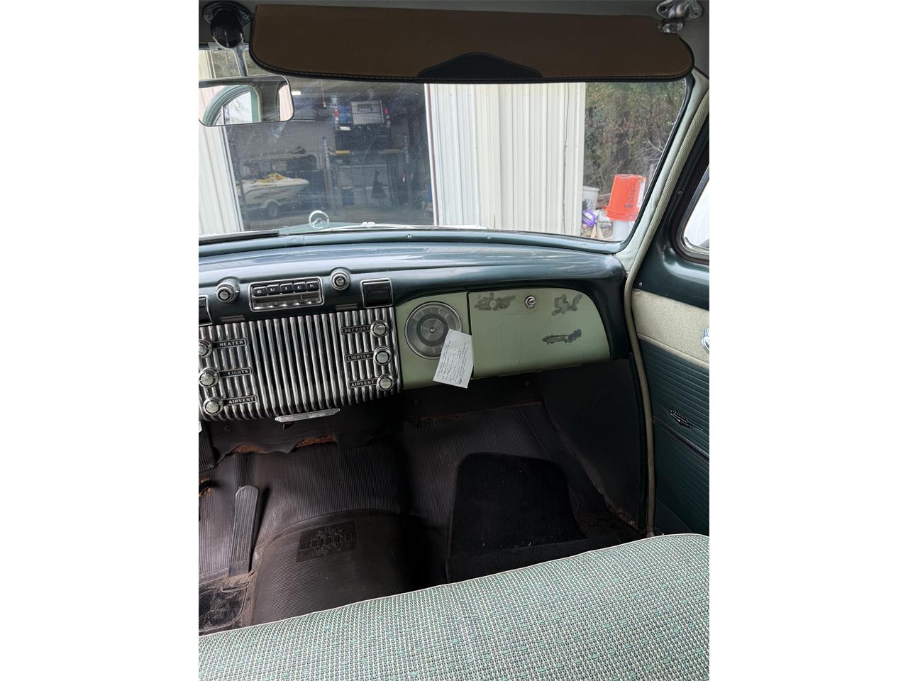 Buick-4-dr-sedan-1953-Green-Green-19