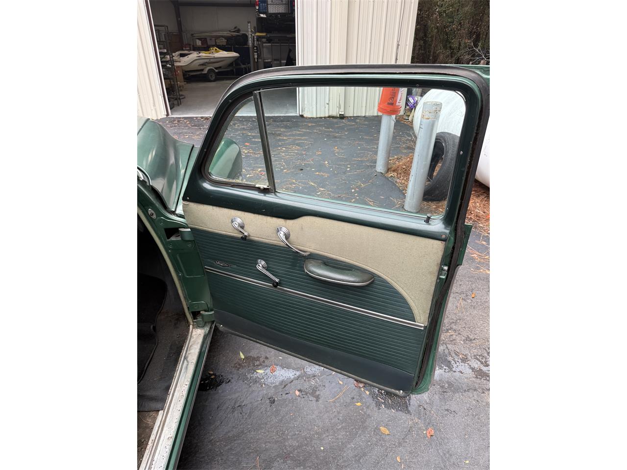 Buick-4-dr-sedan-1953-Green-Green-21