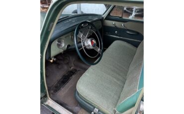 Buick-4-dr-sedan-1953-Green-Green-8