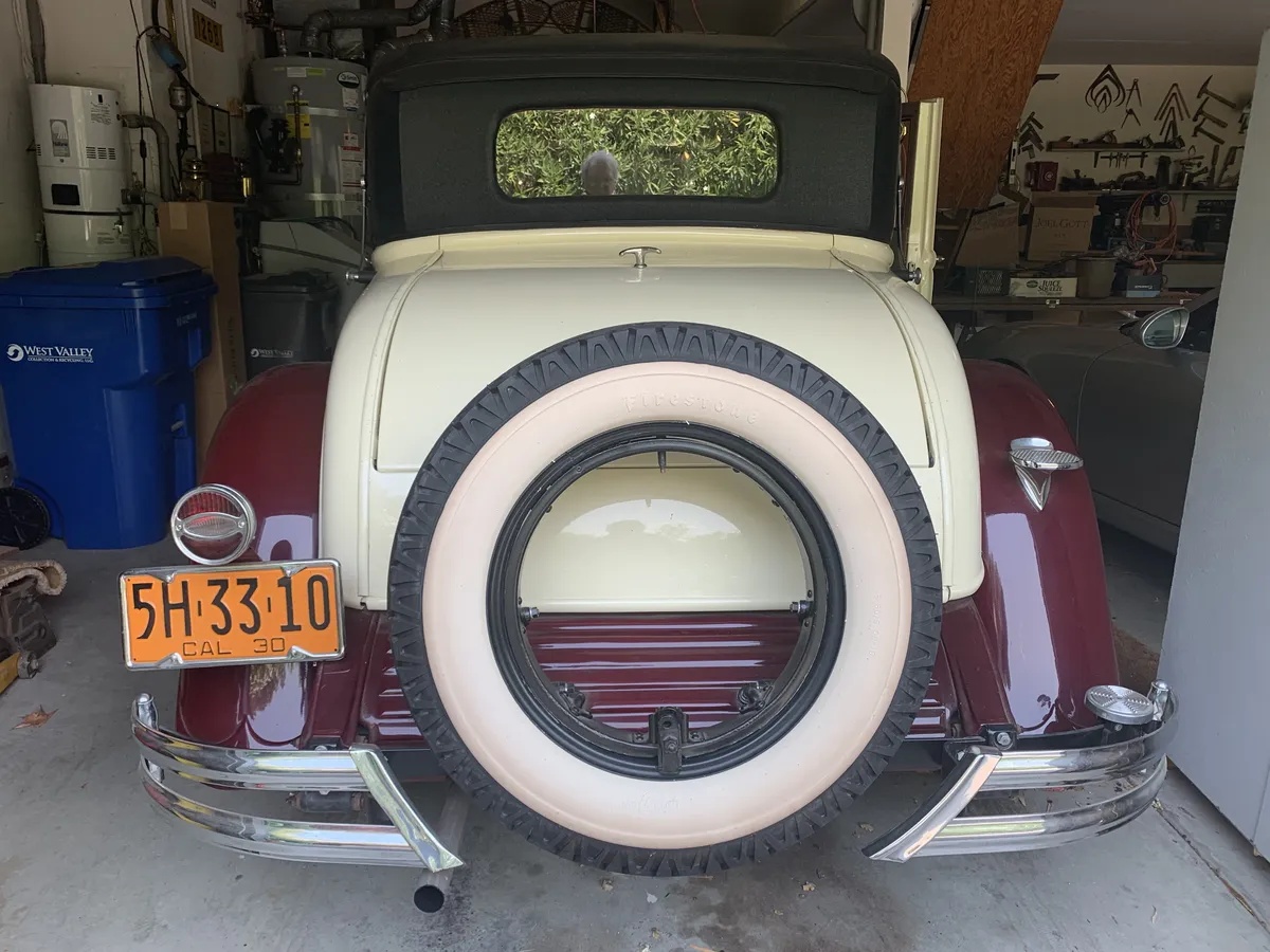 Buick-64-1930-Burgundy-And-Cream-Beige-6